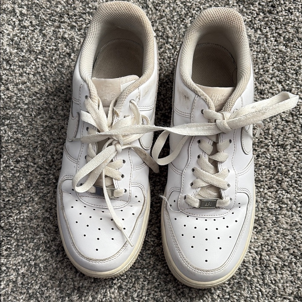 Women’s White Air Force 1 Nike Sneakers